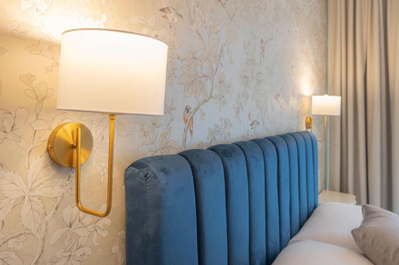 Crys: Rooms, Holiday, Business เวโรนา ภายนอก รูปภาพ