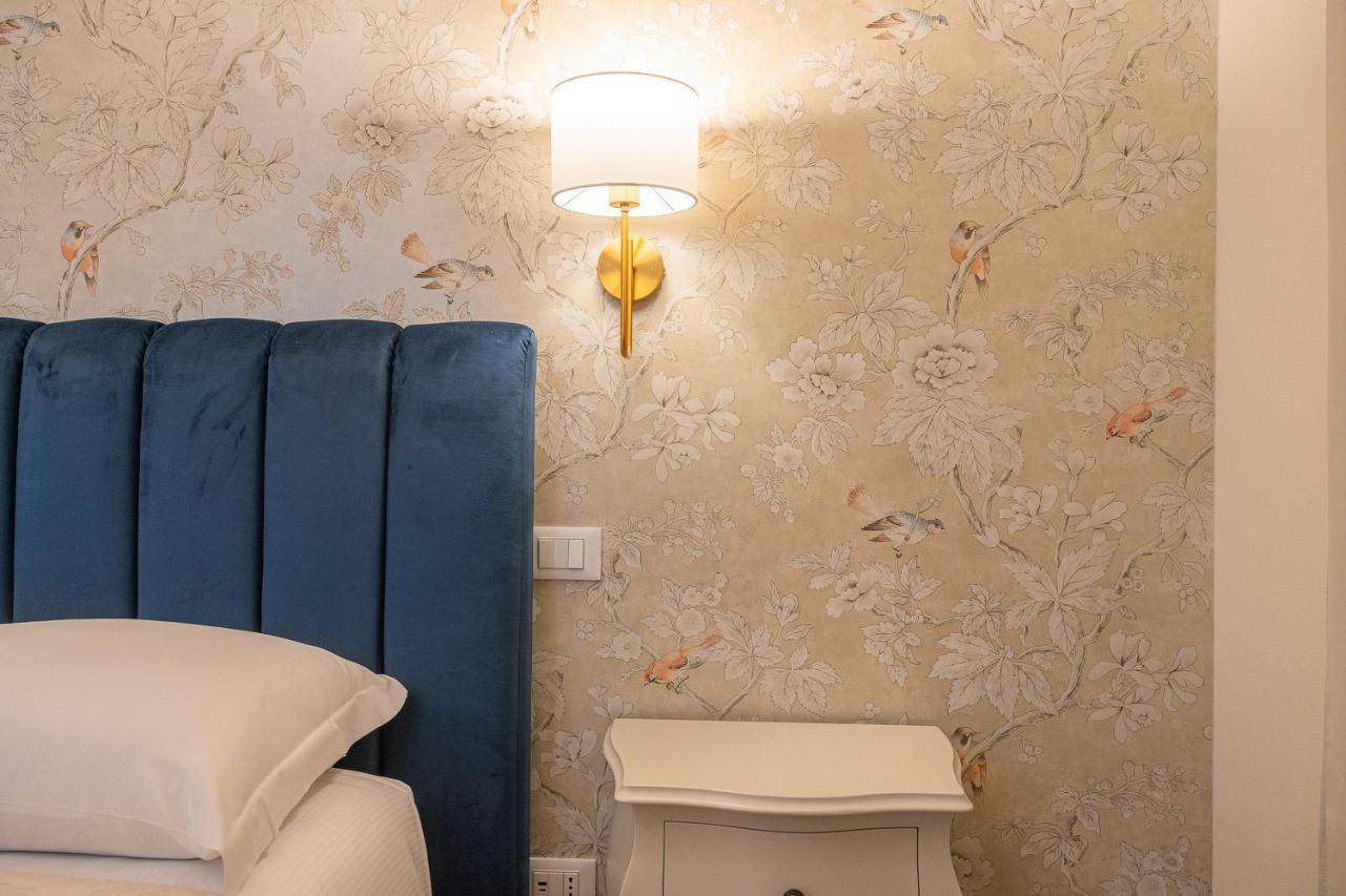 Crys: Rooms, Holiday, Business เวโรนา ภายนอก รูปภาพ